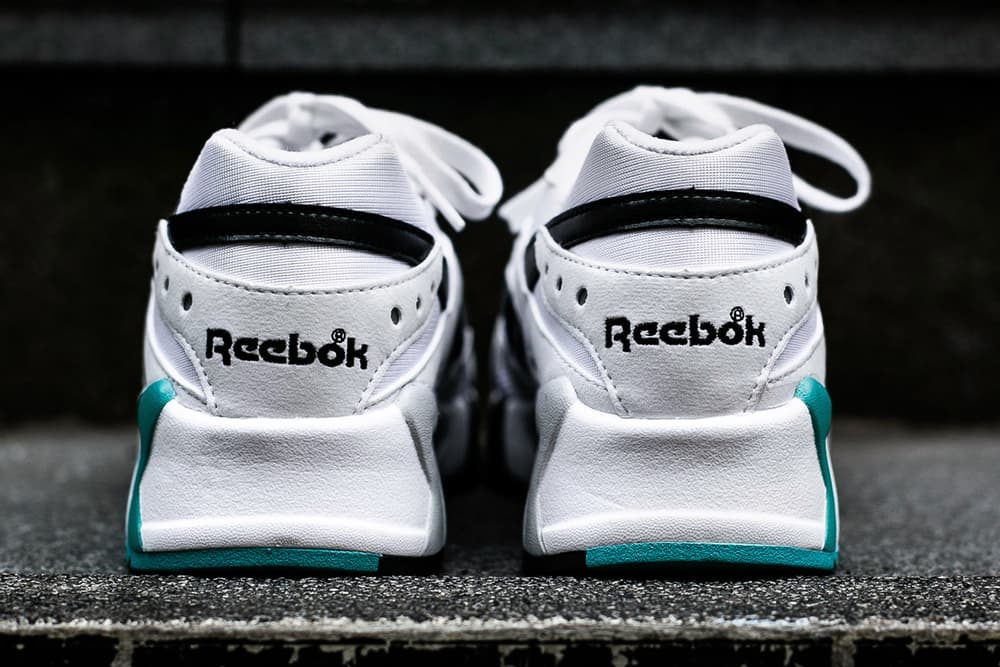 reebok aztrek white