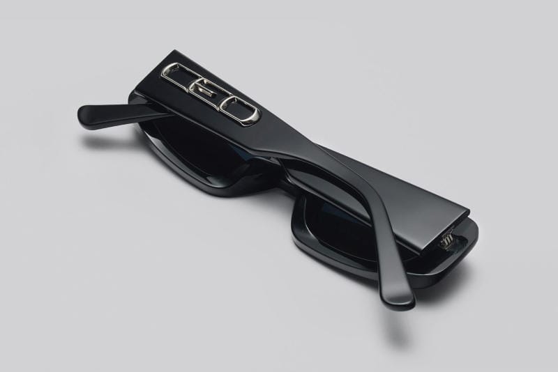 *新品*GENTLE MONSTER x AlexanderWang CEO Alexander Wang x Gentle Monster CEO Sunglasses | Hypebae