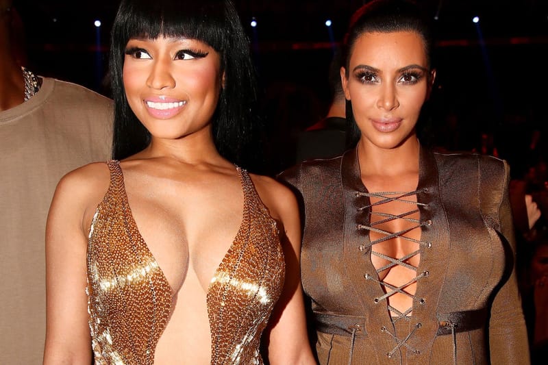 Kim kardashian sales gold necklace 2018