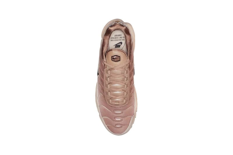 Nike air sales max plus guava