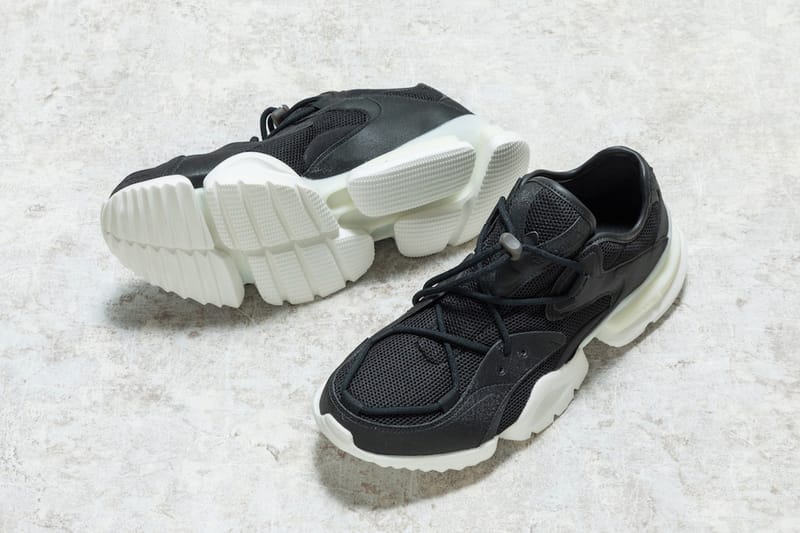 Reebok run 96 on sale black