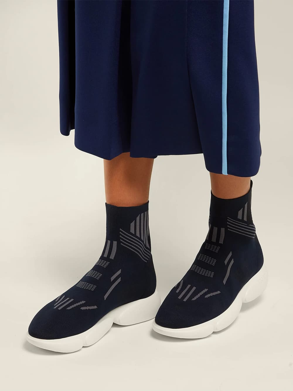 cloudbust trainers