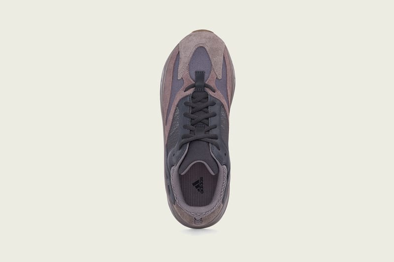 Adidas yeezy boost hot sale 700 mauve price