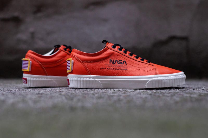 Nasa vans space store voyager white