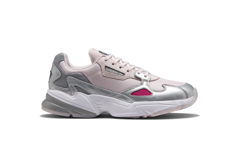 Outlet adidas falcon online