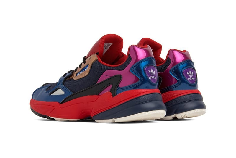 Adidas falcon sale w collegiate navy