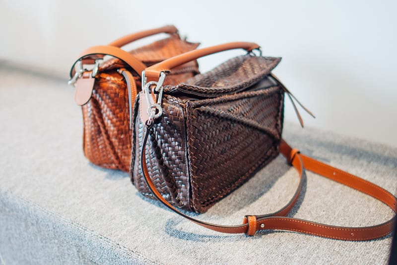 Loewe woven sale hammock bag 2019