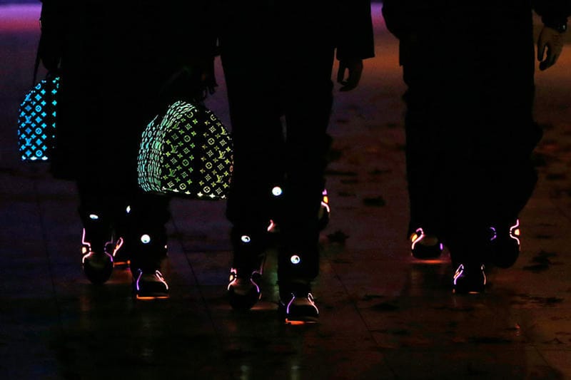 Louis vuitton light up on sale sneakers