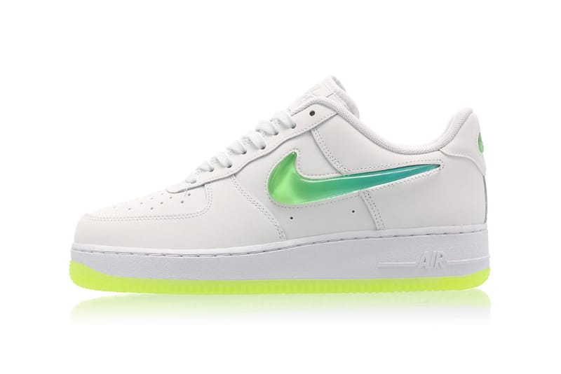 Air force 1 hot sale neon swoosh