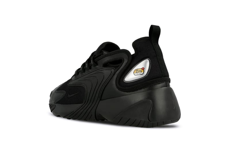 Zoom 2k 2025 triple black