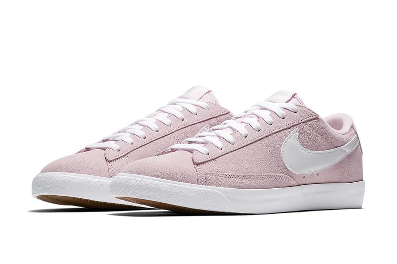 Nike blazer low suede on sale pink