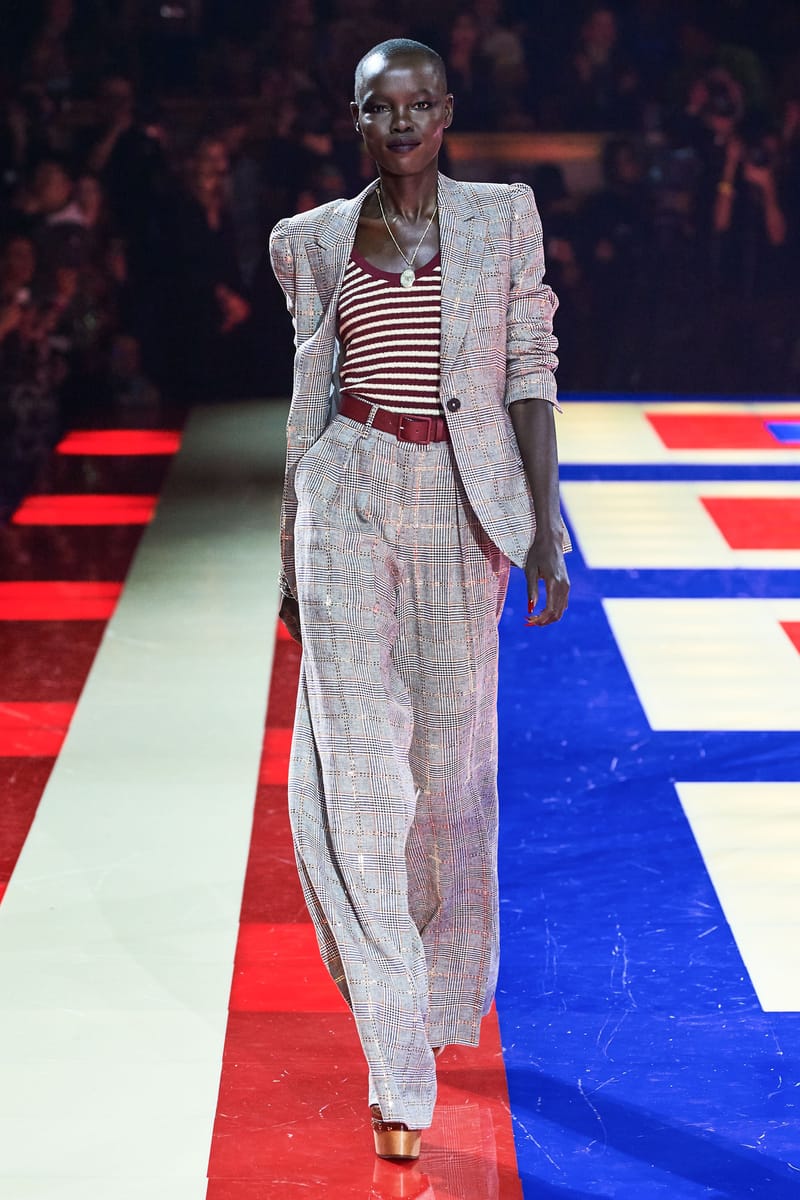 Tommy hilfiger online zendaya suit