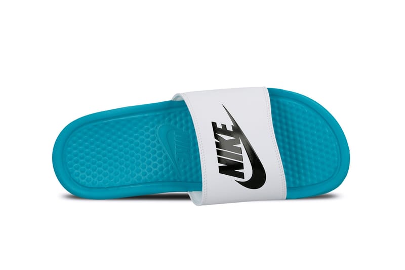 Nike benassi slides discount blue and white