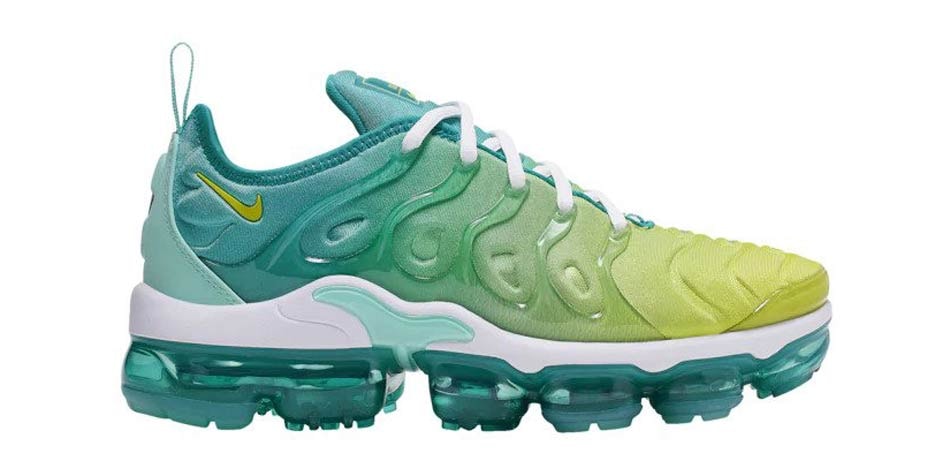vapormax plus teal green
