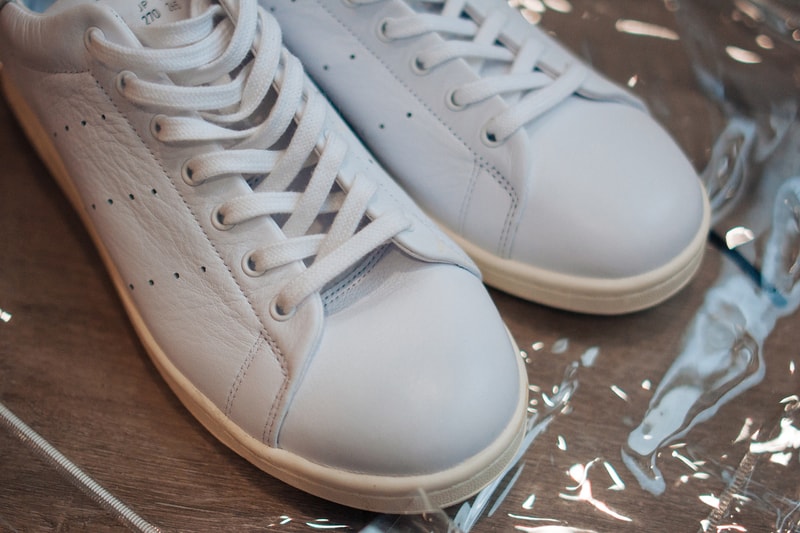 adidas retro white shoes