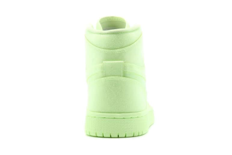 air jordan 4 air max neon green