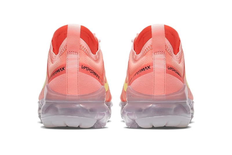 Air vapormax 2019 clearance pink