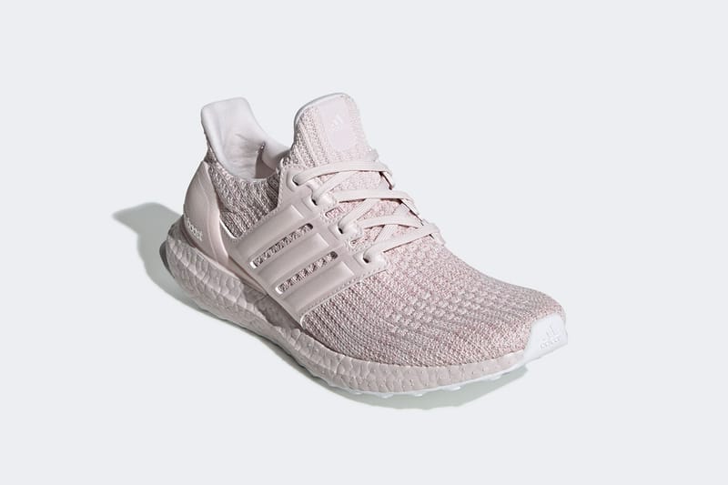 Light pink 2024 ultra boosts