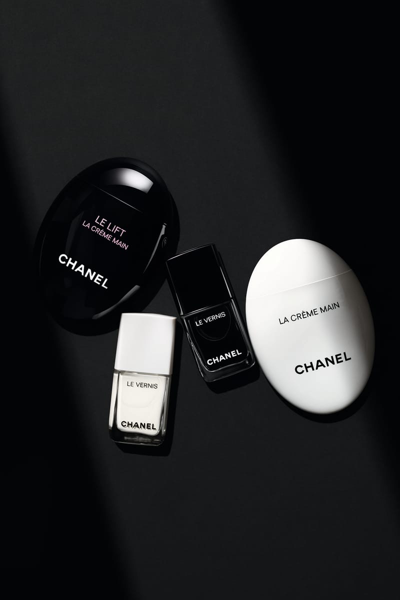 Chanel Beauty NOIR ET BLANC Fall 2019 Makeup Hypebae Chanel