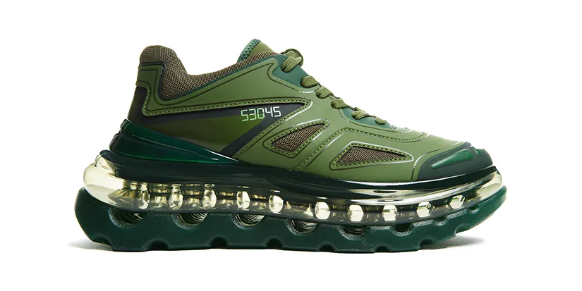 Balenciaga's Triple-S Designer Debuts Shoes 53045's Bump'Air in 