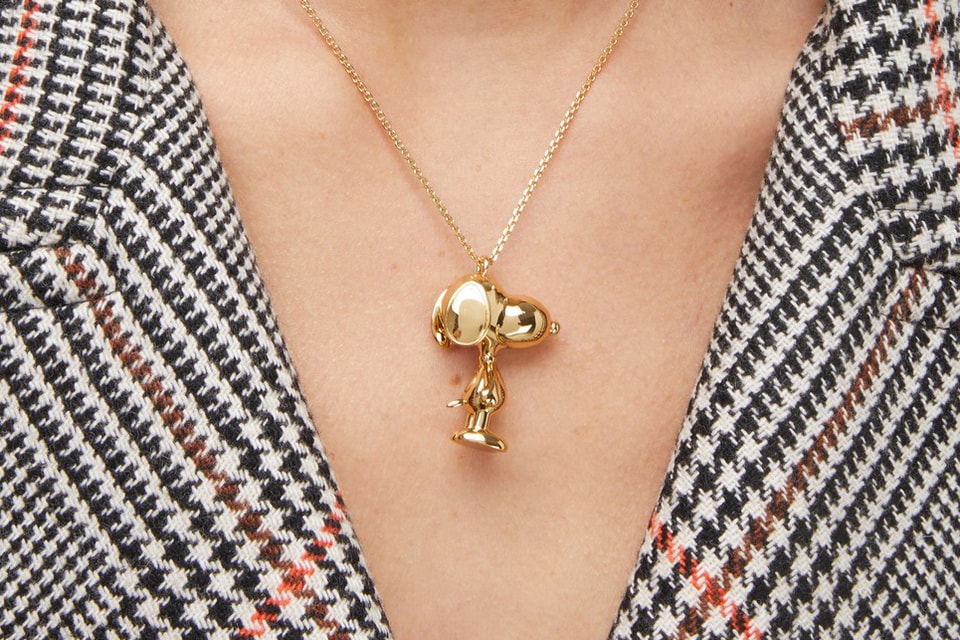 Marc jacobs 2025 snoopy necklace