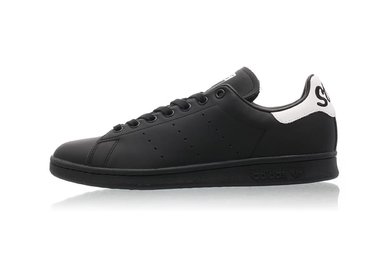 Stan smith cheap sneakers black