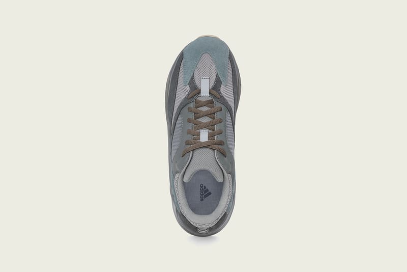 Adidas yeezy boost 700 outlet carbon blue release date