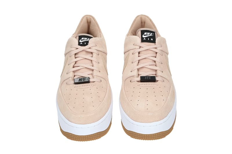 Air force 1 outlet sage low sneaker tan