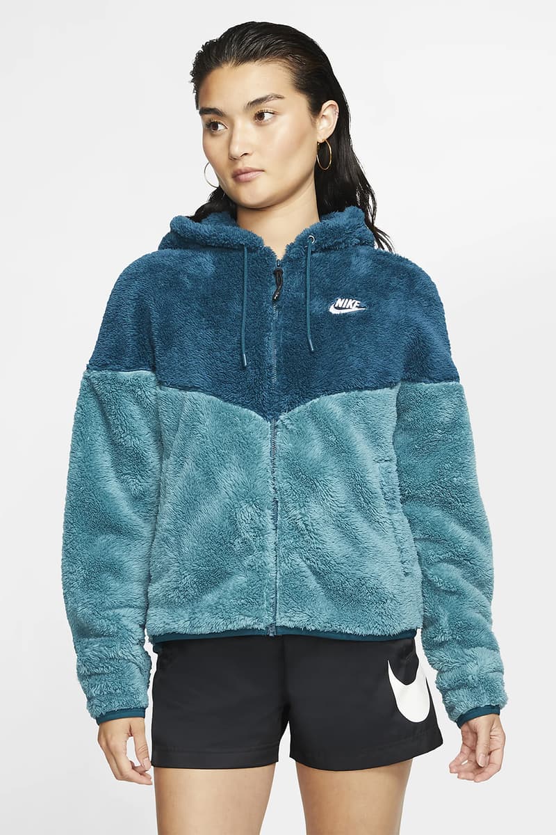 nike windrunner sherpa