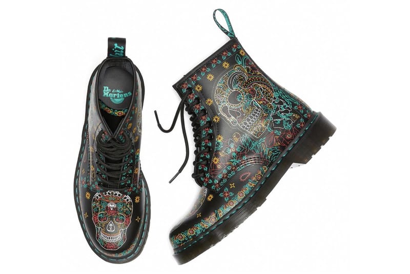 Doc martens skull on sale boots