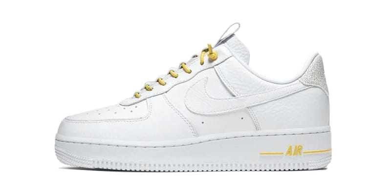 Nike air force outlet 1 with yellow tick