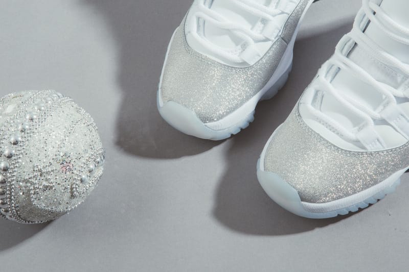 Jordan 11 with on sale sparkles