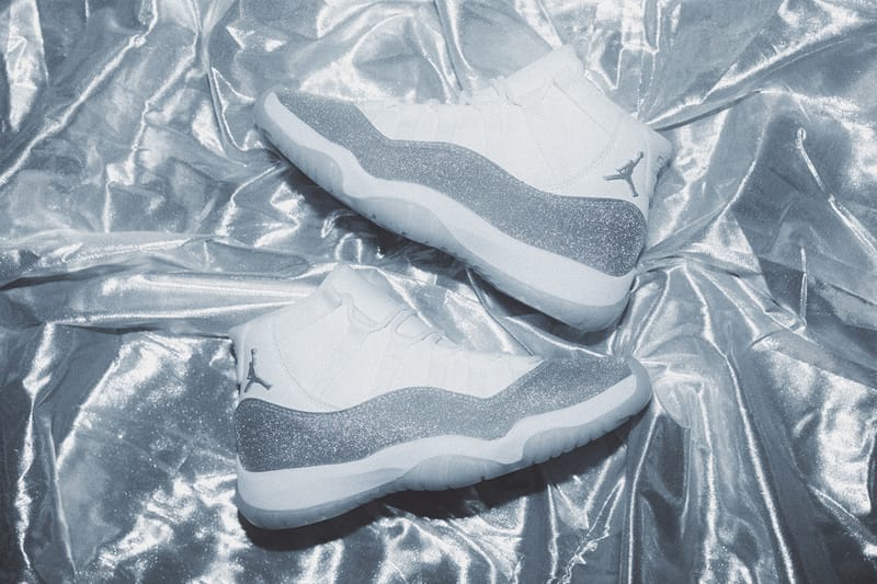 Silver on sale jordans 2019