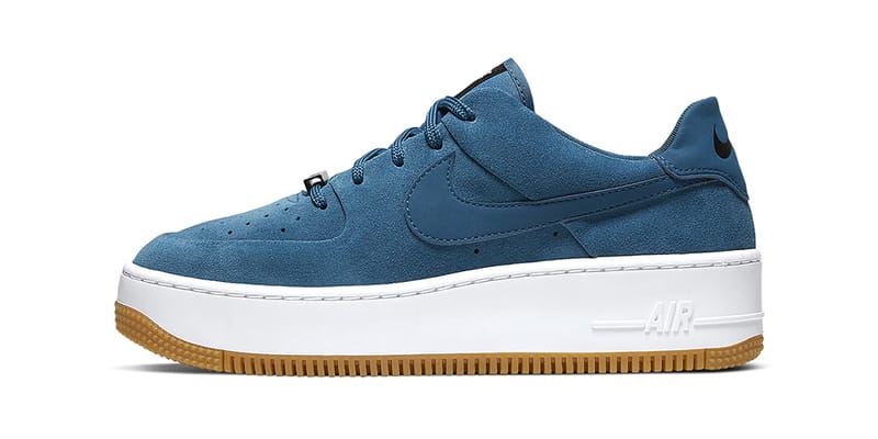 Nike air force 1 sage low bleu new arrivals