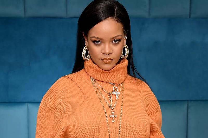 Rihanna turtleneck 2025