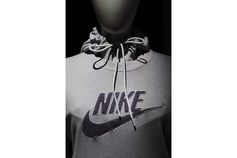 nike move to zero hoodie