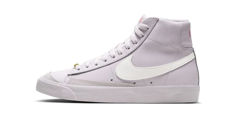 Purple hotsell nike blazer