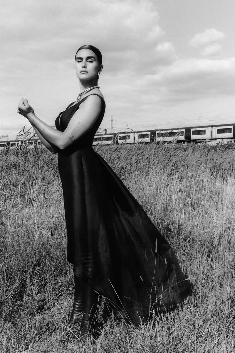 Alexander McQueen 写真集 A new project unveils unseen footage of McQueen's graduate