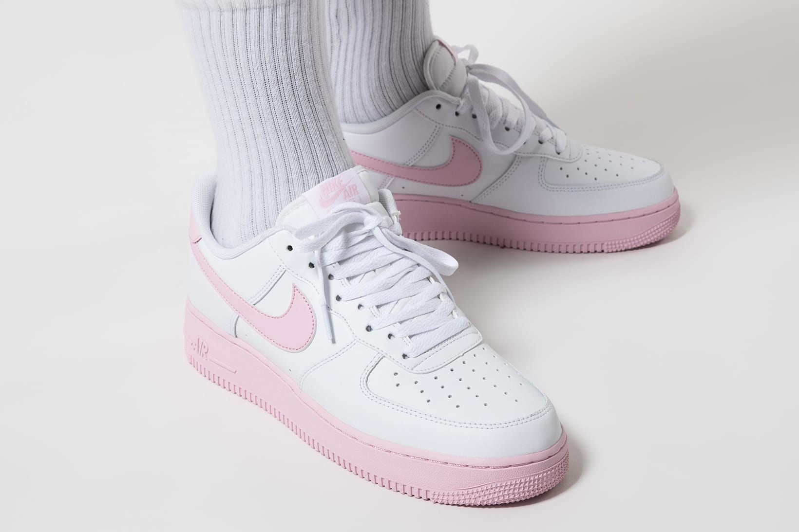 Nike Air Force 1 '07 Sneakers Pink/White Release | HYPEBAE
