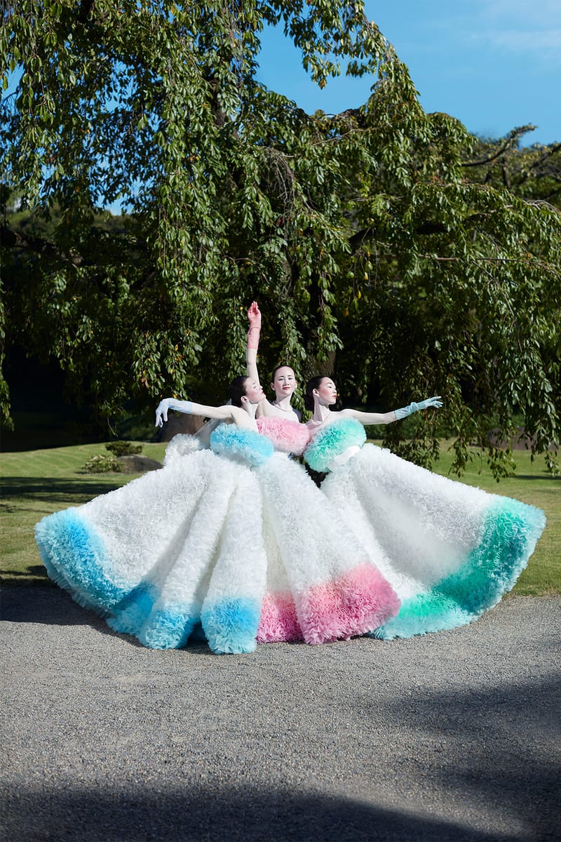 Emilio Pucci x Tomo Koizumi ケープ　ウェディング The Bride Wore an Extravagant Pucci x Tomo Koizumi Gown for