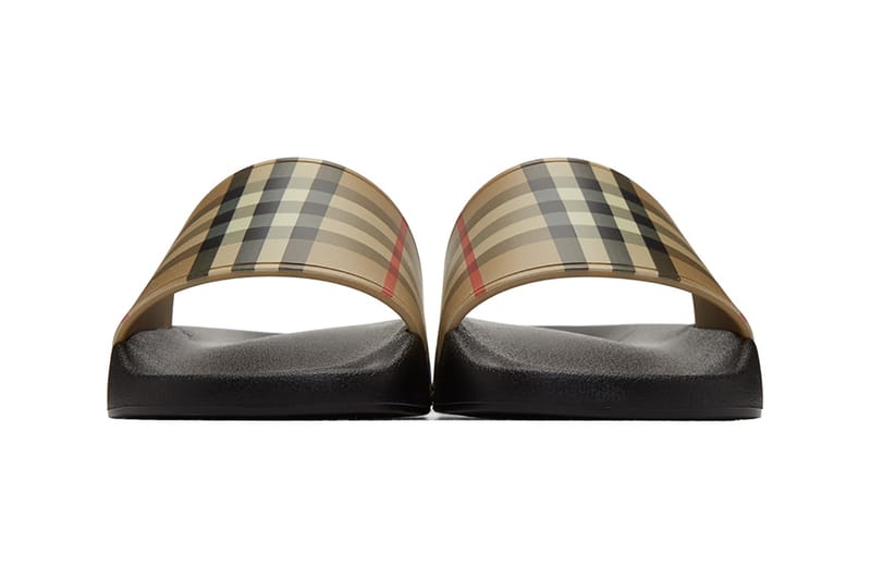 BURBERRY factory Check Monogram Pattern Rubber Sandal Slides