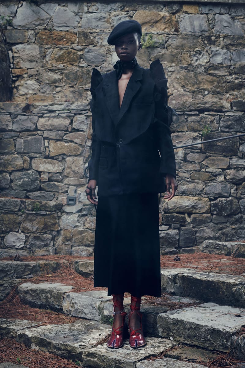 Maison Margiela Reinterprets Tango in SS21 Show | Hypebae Maison Margiela Reinterprets Tango in SS21 Show | Hypebae