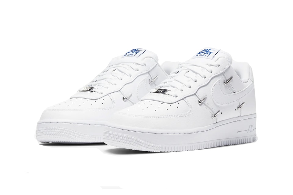 nike air force 1 metal logo