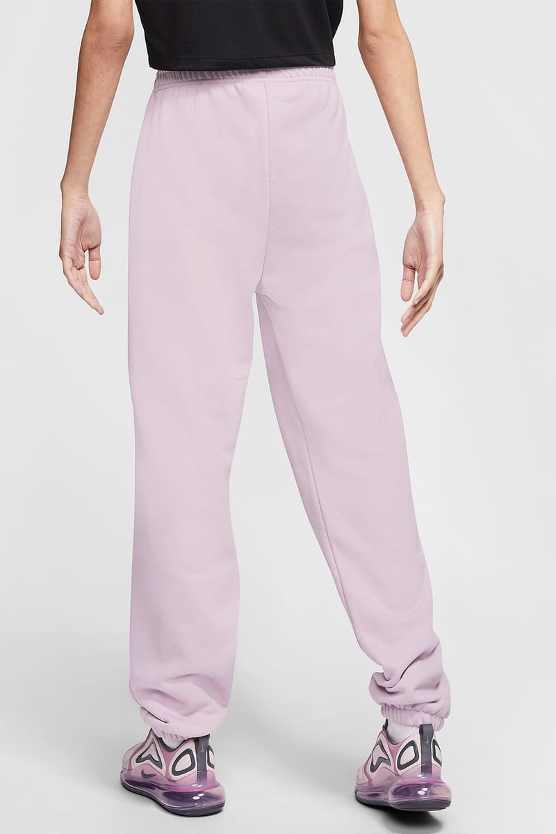 Nike best sale sweatpants pastel