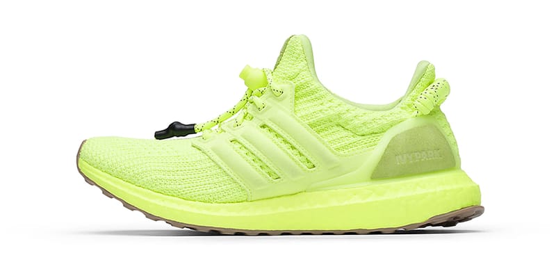 IVY PARK x adidas Originals UltraBOOST OG Green | Hypebae