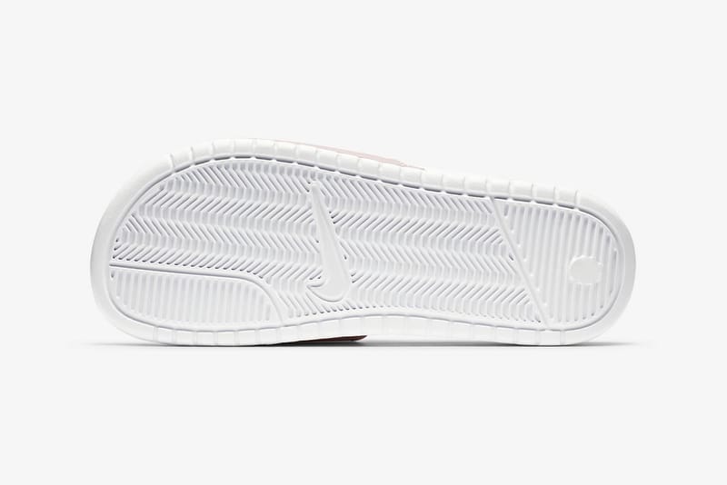 Pastel discount nike slides