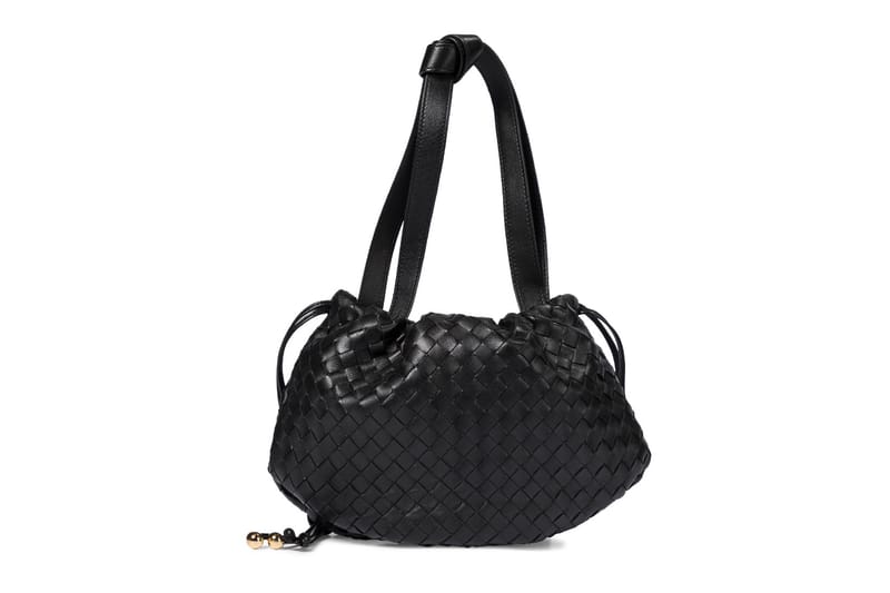 ☆送料・関税込☆BOTTEGA VENETA★Intrecciato Bulb Bag★ Bottega Veneta Intrecciato Bulb Bag Mini
