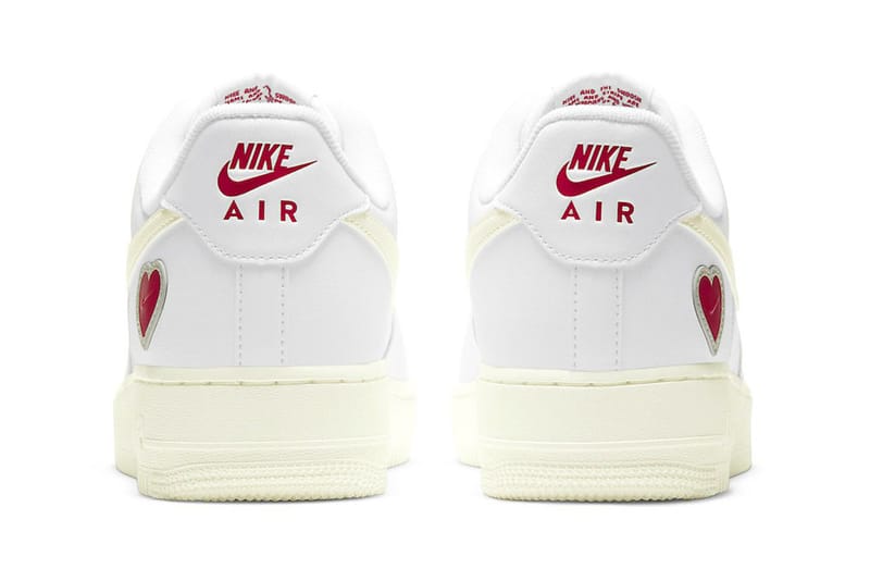 Nike air force red hot sale heart