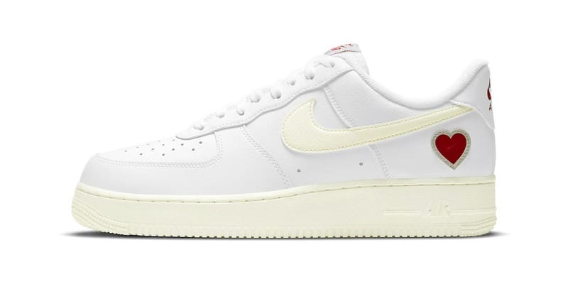 Air force 1 outlet valentine's day 2020 price