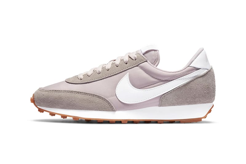 Nike daybreak deals womens